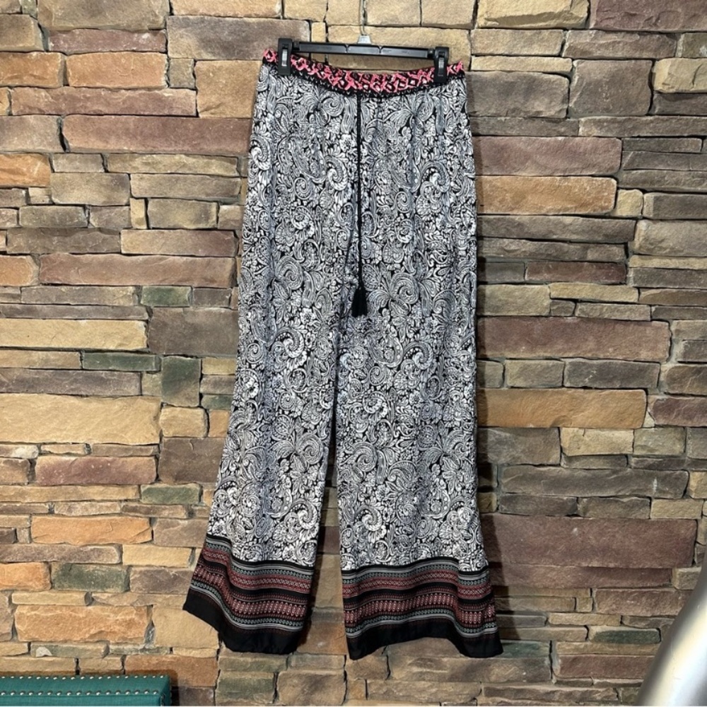 Metropolitan Wide Leg Printed Pant